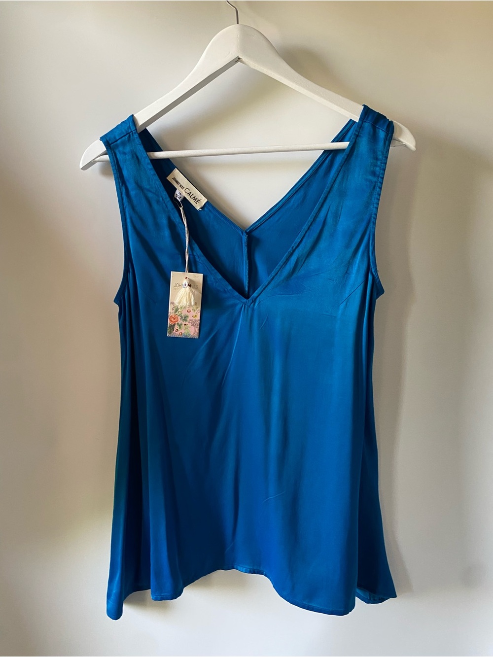Johnny Was CALME Satin V-Neck Tank Top “Pea” Blue XS NWT